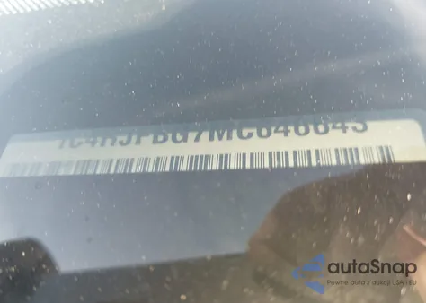 2021 Jeep Grand Cherokee Limited 4X4 z USA, uszkodzony, nr VIN 1C4RJFBG7MC646643